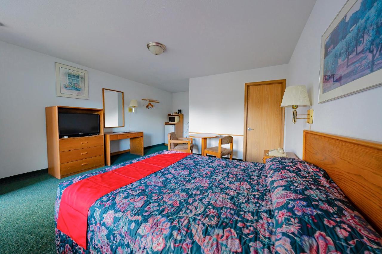 Oyo Riverside Inn John Day Or Экстерьер фото